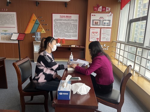 华体会官方版网站登录入口-华体会（中国）“关爱员工 健康通行”活动配图.jpg